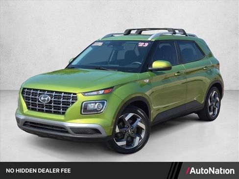 Used 2023 Hyundai Venue SEL FWD image 1