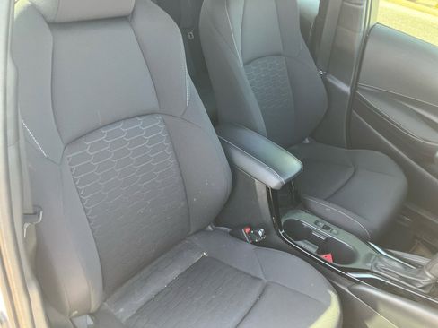 Used 2023 Toyota Corolla SE image 32