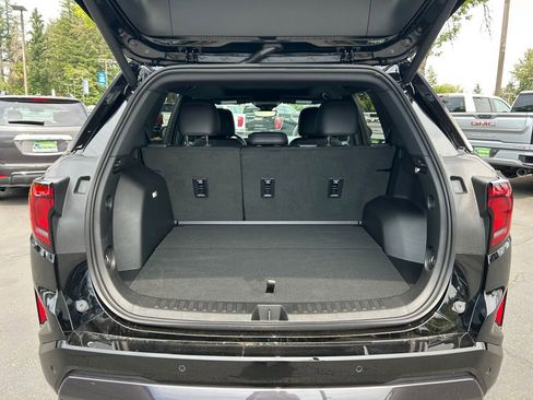 New 2026 GMC Terrain AT4 w/ Technology Package II image 24