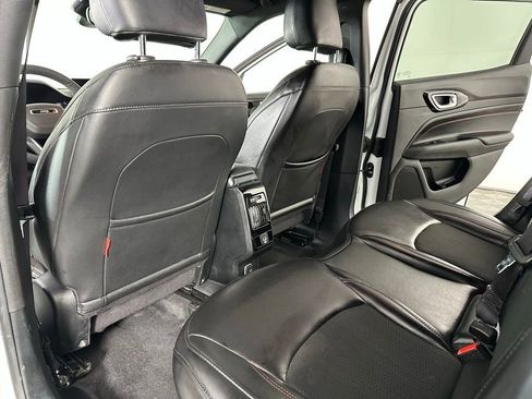 Used 2023 Jeep Compass Trailhawk image 23