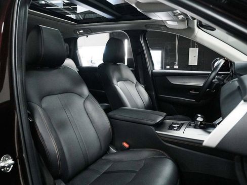 Used 2024 MAZDA CX-90 Plug-In Hybrid w/ Premium Plus image 40