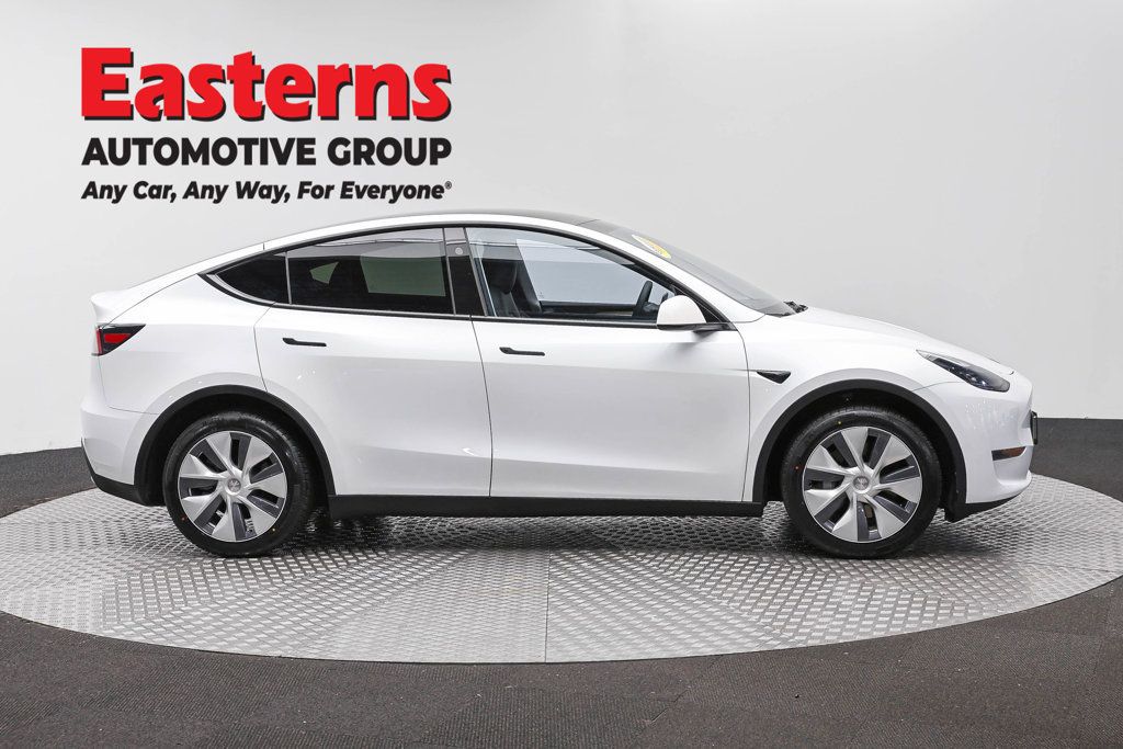 Used 2023 Tesla Model Y Long Range AWD/4WD image 4