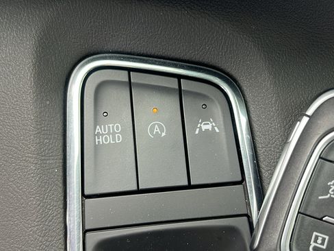 New 2024 Cadillac Escalade Premium Luxury image 30