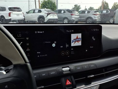 Used 2025 Kia K4 GT-Line FWD image 5