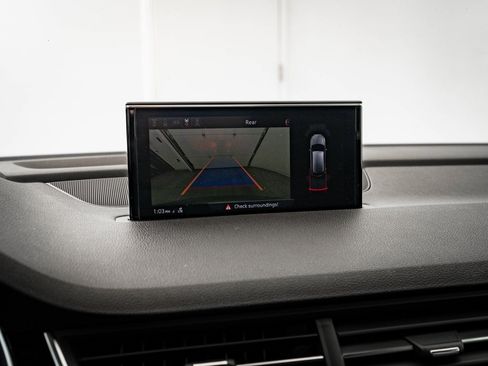 Used 2018 Audi Q7 3.0T Prestige w/ Prestige Package image 37