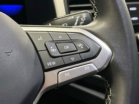 Used 2023 Volkswagen Atlas Cross Sport SE image 23