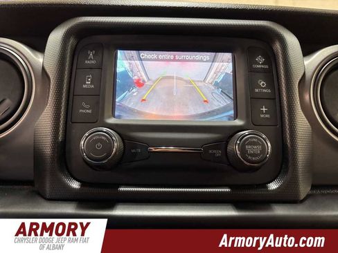 Used 2021 Jeep Wrangler Unlimited Sport image 18