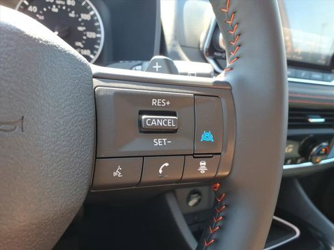 Used 2025 Nissan Rogue SV w/ Rock Creek Premium Package image 17