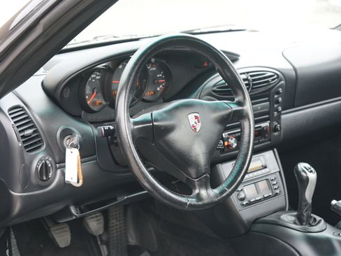 Used 2002 Porsche Boxster image 13