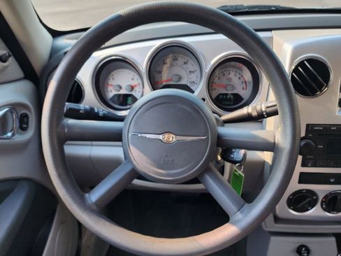 Used 2009 Chrysler PT Cruiser w/ Fleet Value Group I image 10