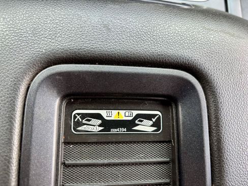 Used 2016 Chevrolet Silverado 1500 LT w/ LT Convenience Package AWD/4WD image 28