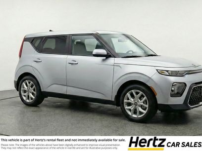 Used 2025 Kia Soul LX w/ LX Technology Package