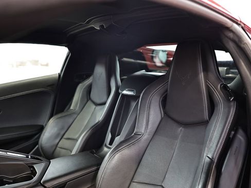 Used 2021 Chevrolet Corvette Stingray Coupe w/ Engine Appearance Package image 2