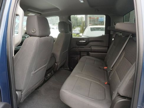 Used 2022 Chevrolet Silverado 1500 LT AWD/4WD image 10