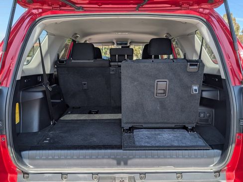 Used 2024 Toyota 4Runner SR5 image 10