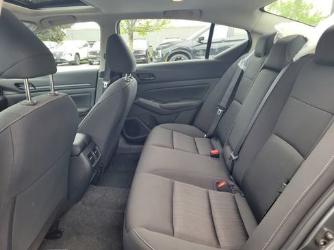 New 2026 Nissan Altima 2.5 SV FWD image 31
