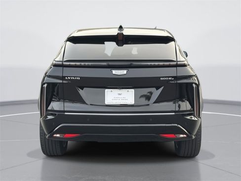 Used 2025 Cadillac Lyriq Luxury image 4