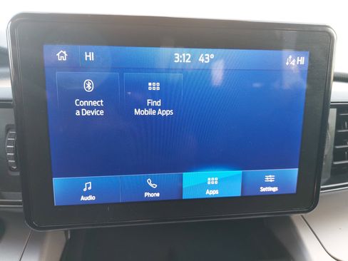 Used 2023 Ford Explorer XLT image 25