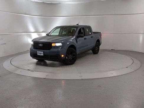 New 2026 Ford Maverick XLT w/ XLT Luxury Package image 6