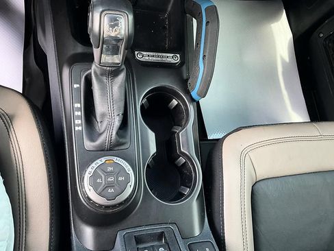 Used 2023 Ford Bronco Wildtrak AWD/4WD image 24