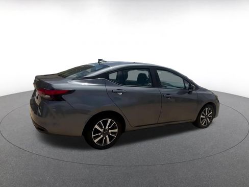 Used 2025 Nissan Versa SV FWD image 15