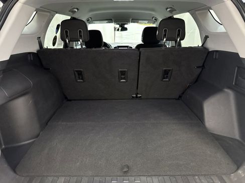 Used 2020 GMC Terrain SLE w/ Driver Convenience Package image 26