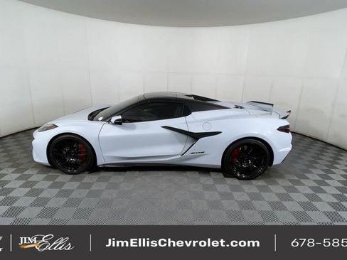 Used 2024 Chevrolet Corvette Z06 w/ Battery Protection Package image 6