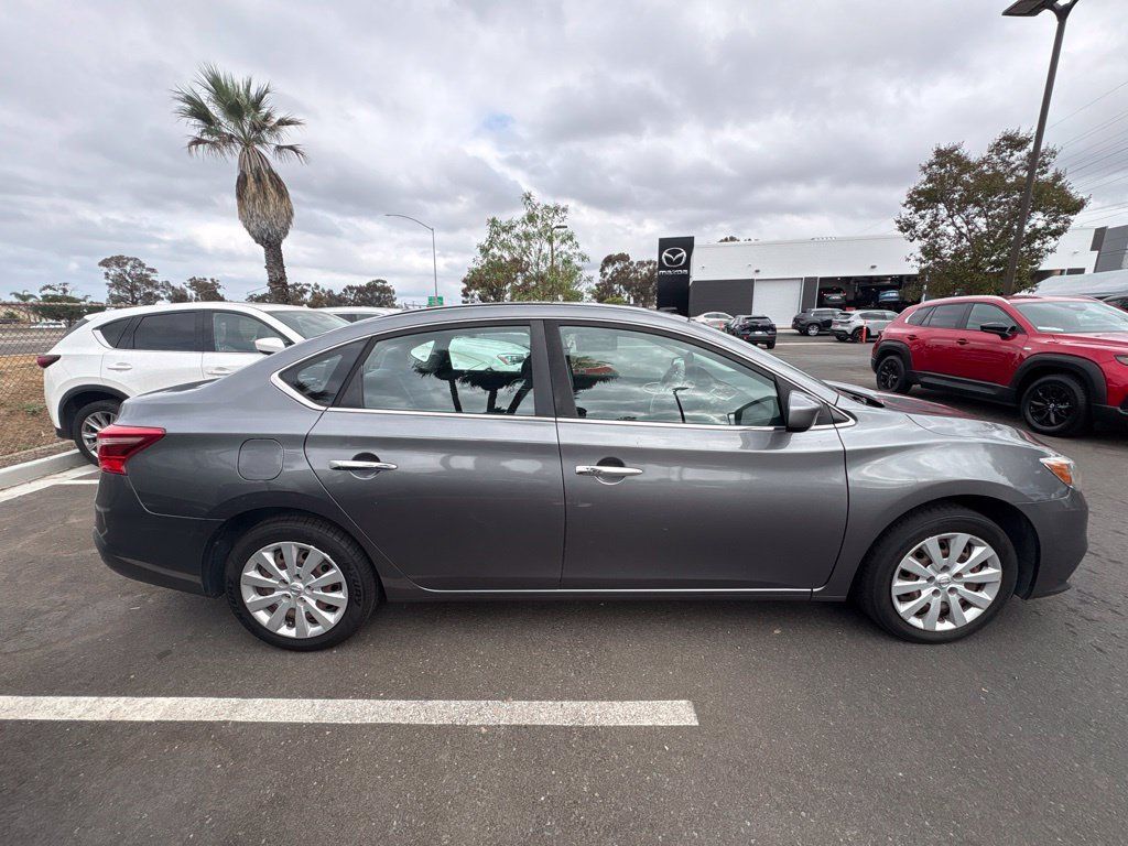 Used 2016 Nissan Sentra SV FWD image 6
