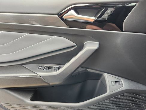 New 2026 Volkswagen Jetta SEL image 16