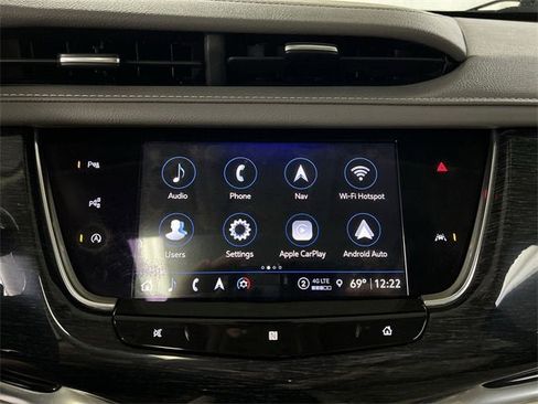 Used 2021 Cadillac XT6 Premium Luxury image 13