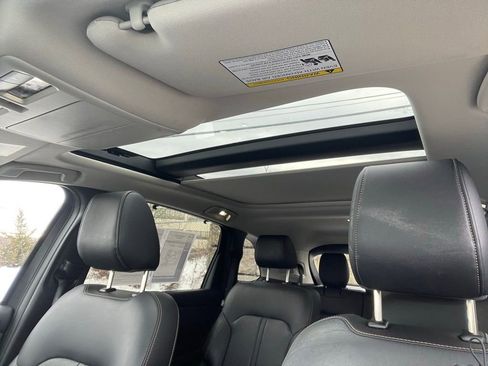 Certified 2024 MAZDA CX-90 Plug-In Hybrid w/ Premium Pkg image 28