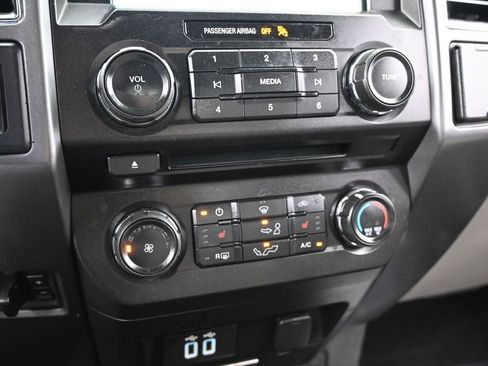 Used 2018 Ford F150 XLT w/ Equipment Group 302A Luxury image 24