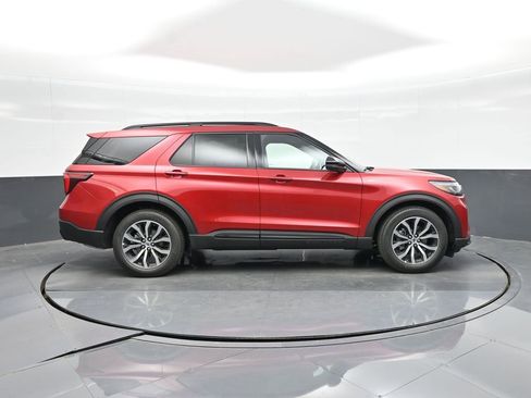 New 2026 Ford Explorer ST-Line RWD image 16