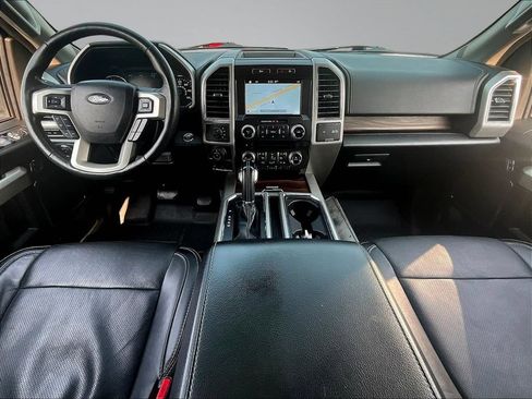Used 2017 Ford F150 Lariat w/ Equipment Group 502A Luxury AWD/4WD image 10