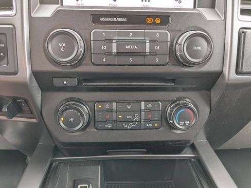 Used 2018 Ford F250 XLT w/ XLT Premium Package AWD/4WD image 26