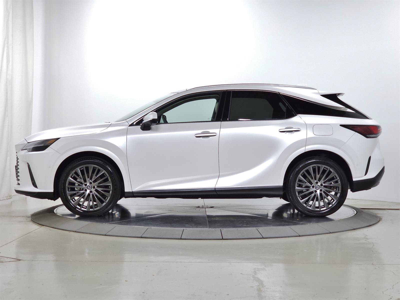 Used 2026 Lexus RX 350 w/ Convenience Package AWD/4WD image 5