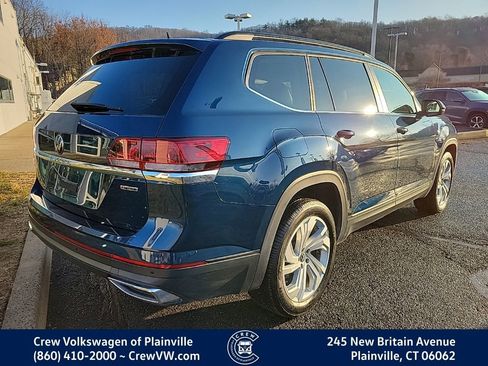 Certified 2022 Volkswagen Atlas SE image 3