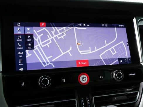 Certified 2024 Porsche Macan image 15