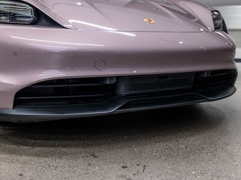 Used 2023 Porsche Taycan RWD image 18