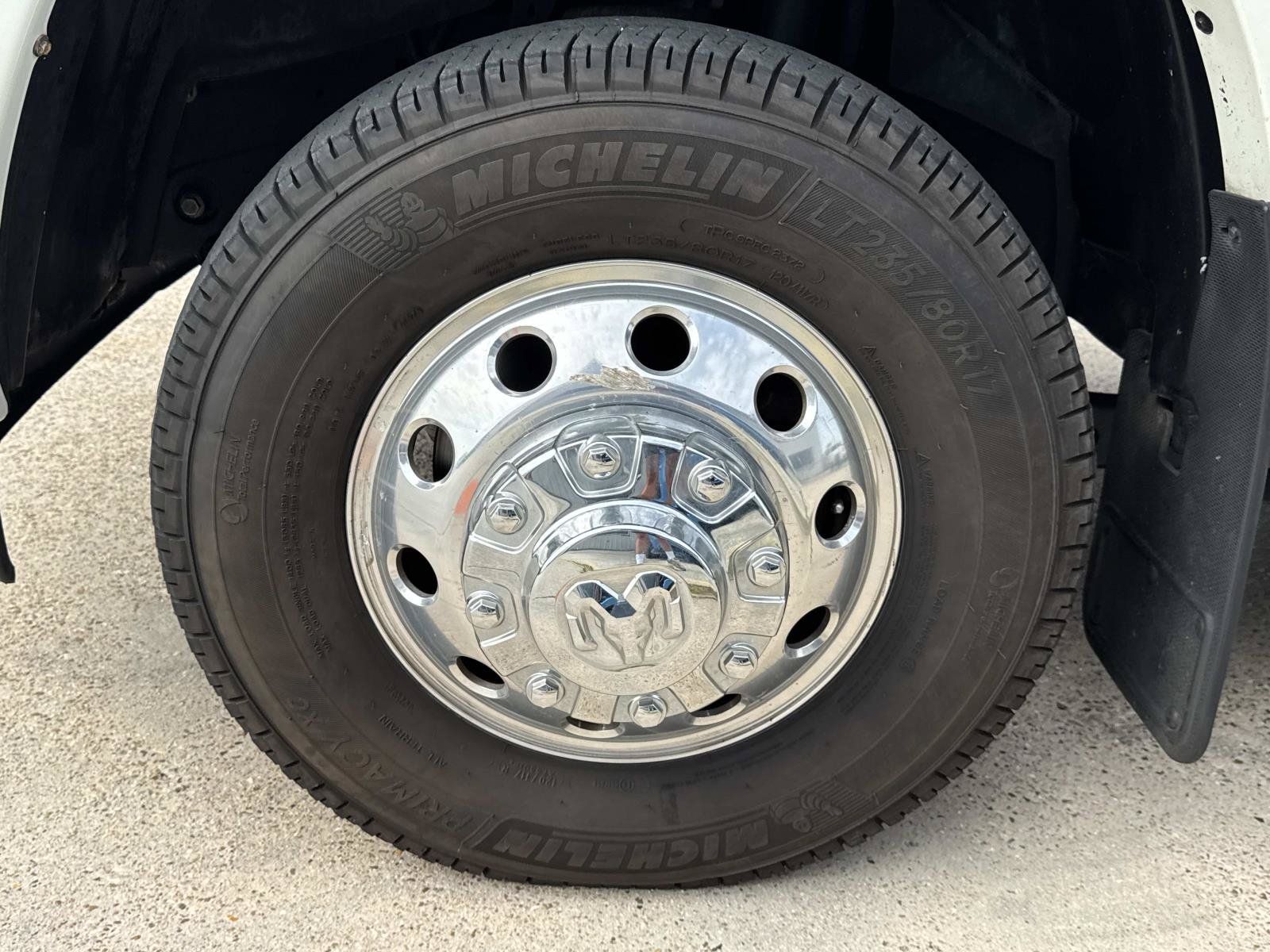 Used 2019 RAM 3500 Limited AWD/4WD image 4