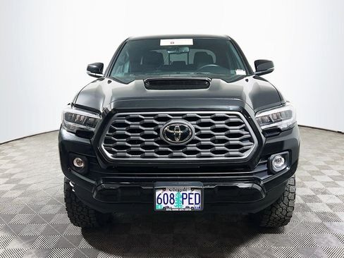 Certified 2023 Toyota Tacoma TRD Sport AWD/4WD image 3