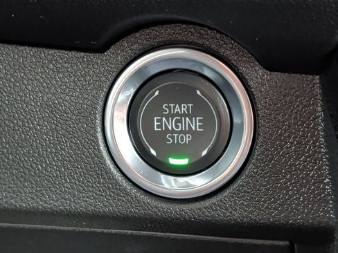 Used 2025 Chevrolet Traverse Z71 w/ LPO, Floor Liner Package AWD/4WD image 26