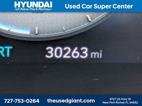 Certified 2024 Hyundai Elantra SEL FWD image 29