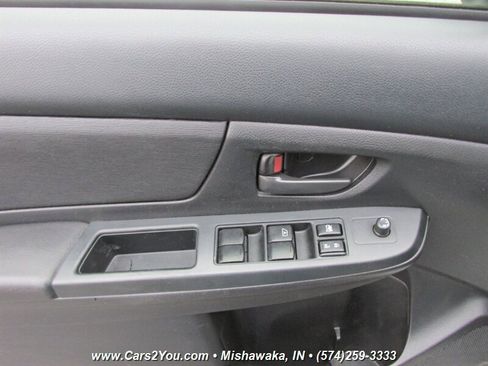 Used 2014 Subaru Impreza 2.0i image 9