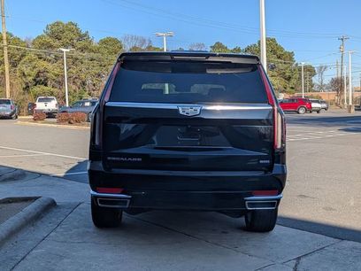 Used 2022 Cadillac Escalade ESV Luxury