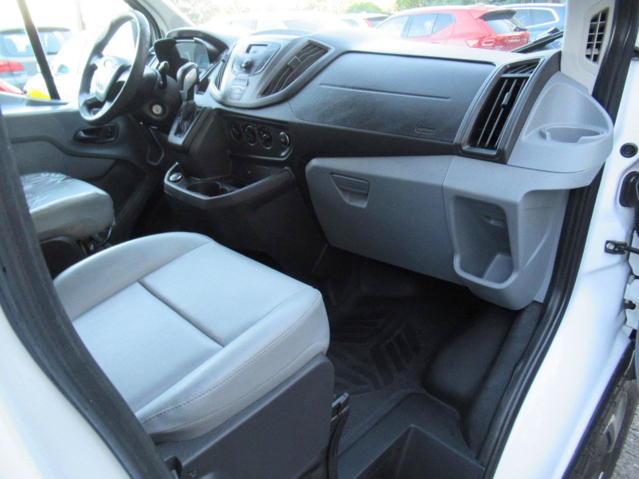 Used 2017 Ford Transit 250 148 Medium Roof RWD image 10