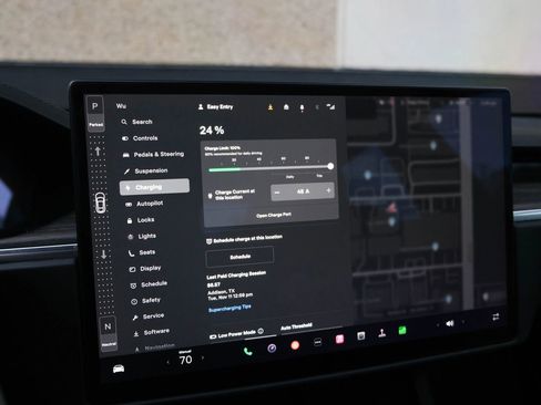 Used 2021 Tesla Model S Plaid image 37