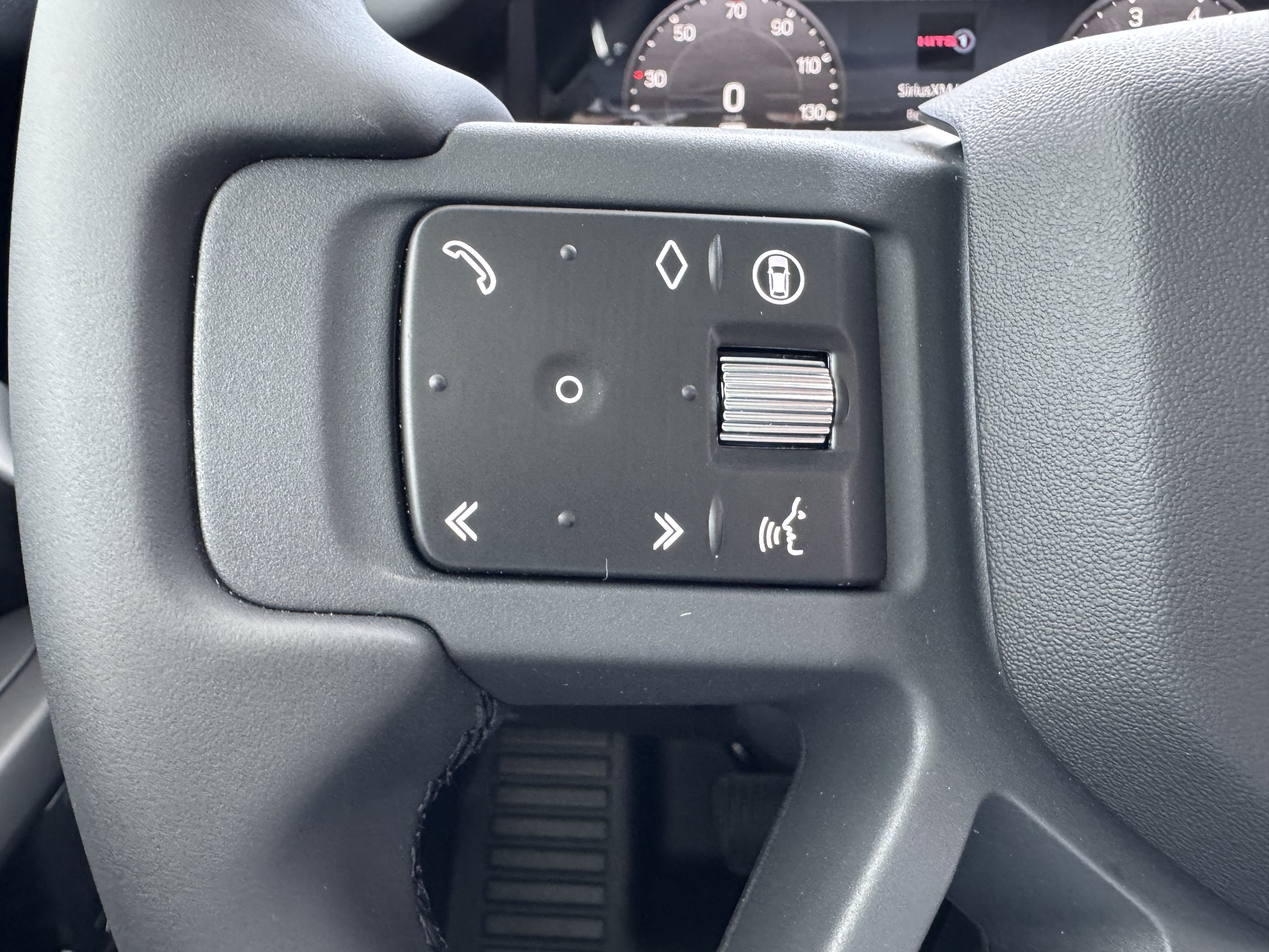 New 2026 Land Rover Defender 110 S AWD/4WD image 17