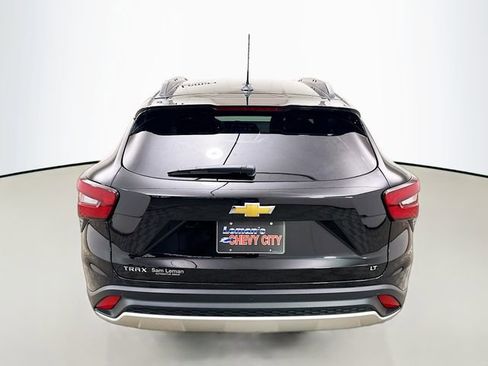 New 2026 Chevrolet Trax LT image 7