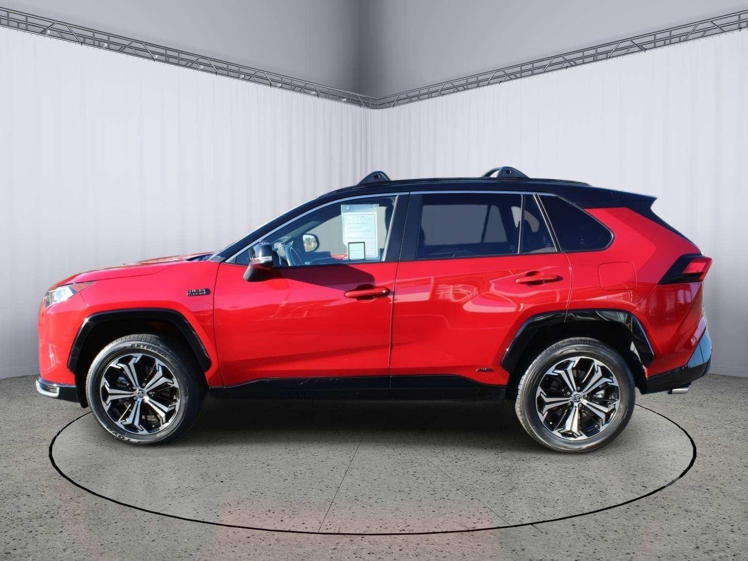 Certified 2021 Toyota RAV4 XSE w/ Weather Package AWD/4WD image 5